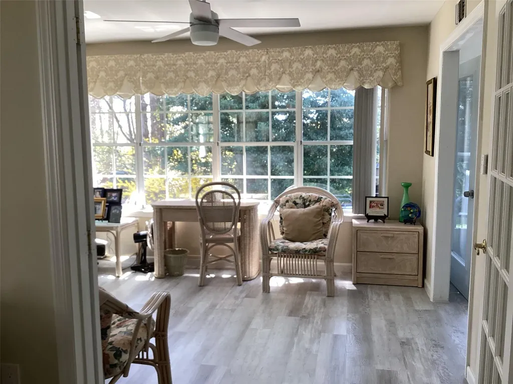 95 Glen Drive Ridge NY 11961