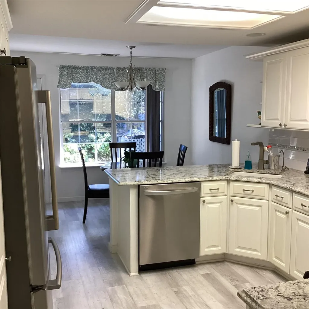 95 Glen Drive Ridge NY 11961