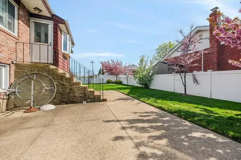 3208 Grand Boulevard Baldwin Harbor NY 11510