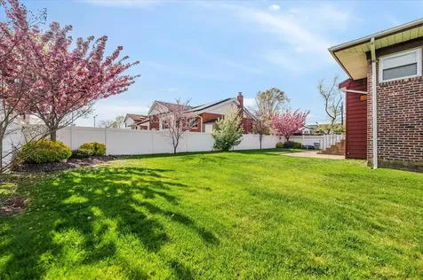 3208 Grand Boulevard Baldwin Harbor NY 11510