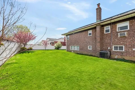 3208 Grand Boulevard Baldwin Harbor NY 11510