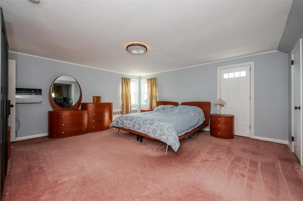 3259 Perry Avenue Oceanside NY 11572