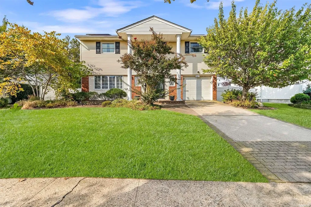 3641 Bertha Drive Baldwin NY 11510