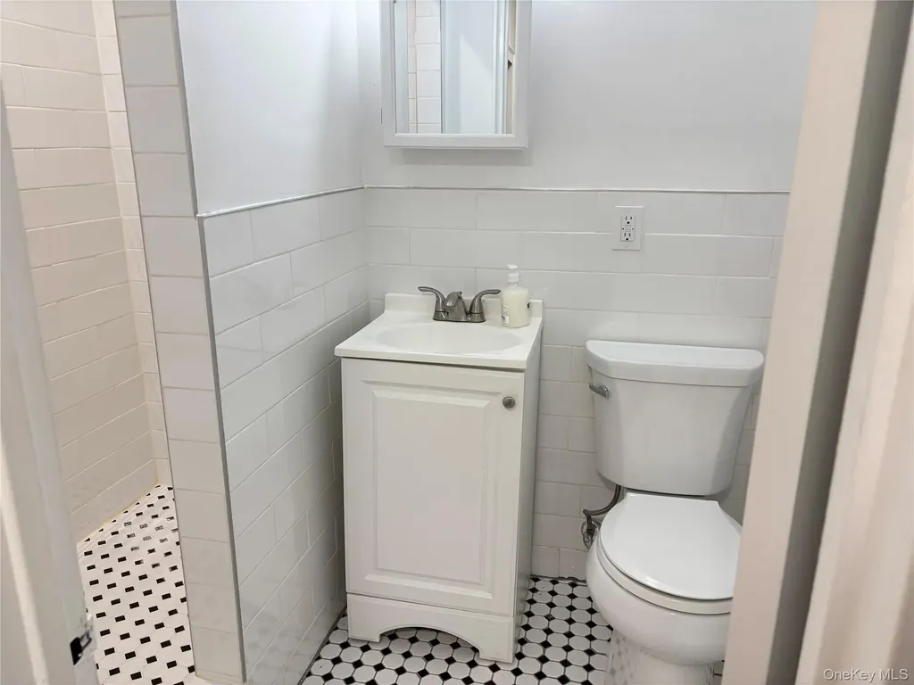1133 Midland Avenue Yonkers NY 10708