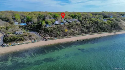 31 Beach Hill Drive Baiting Hollow NY 11933