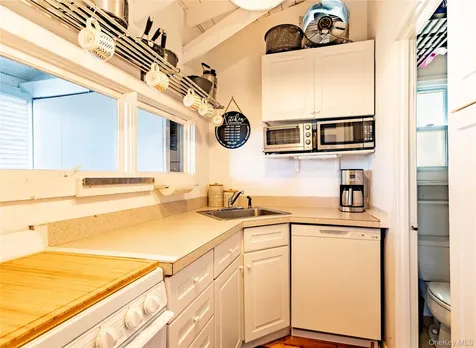 31 Beach Hill Drive Baiting Hollow NY 11933