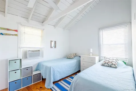 31 Beach Hill Drive Baiting Hollow NY 11933