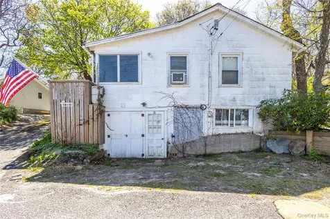 31 Beach Hill Drive Baiting Hollow NY 11933