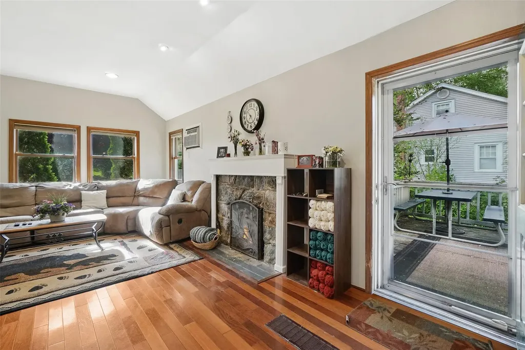154 Longfellow Drive Carmel NY 10512