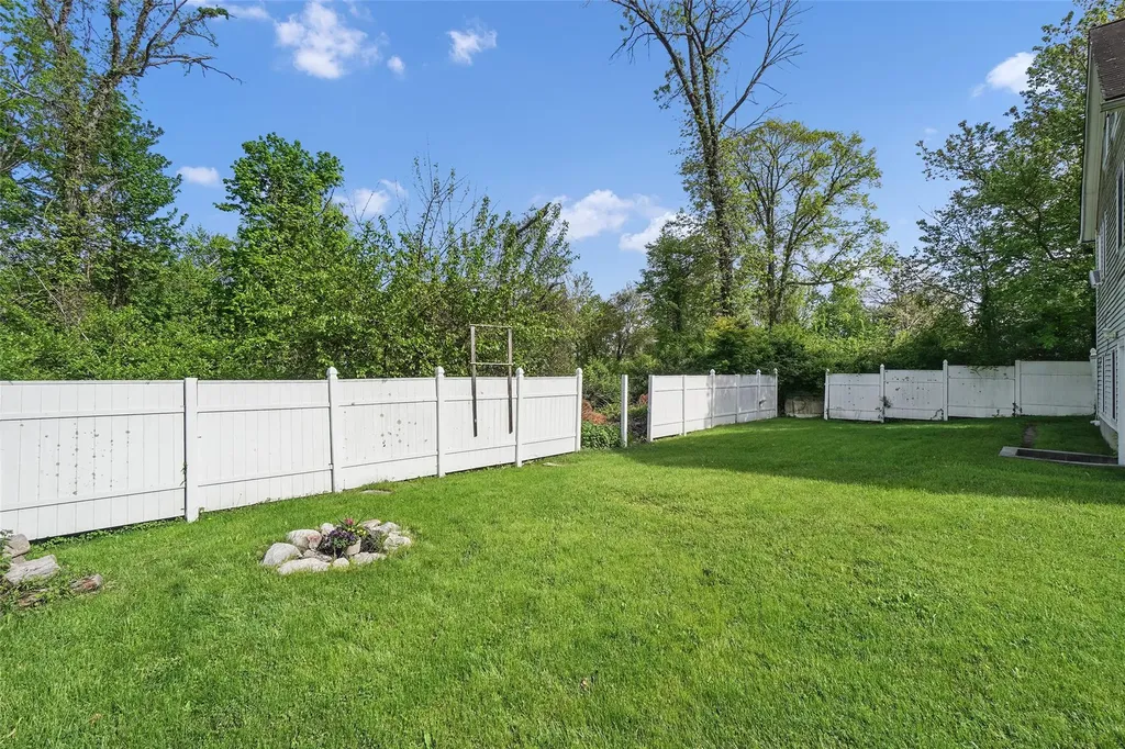 154 Longfellow Drive Carmel NY 10512