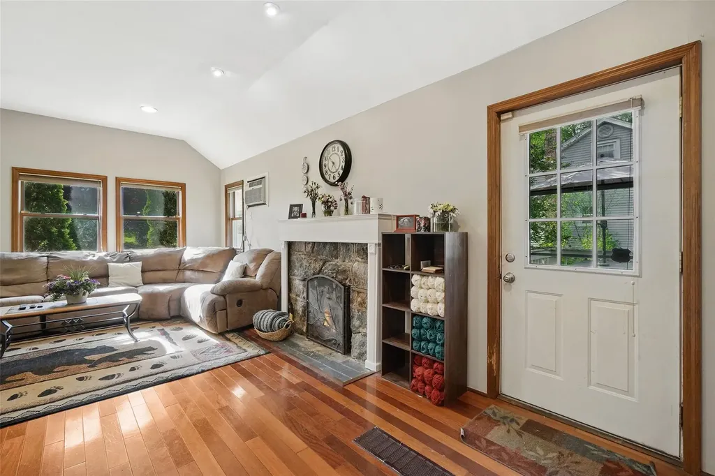 154 Longfellow Drive Carmel NY 10512