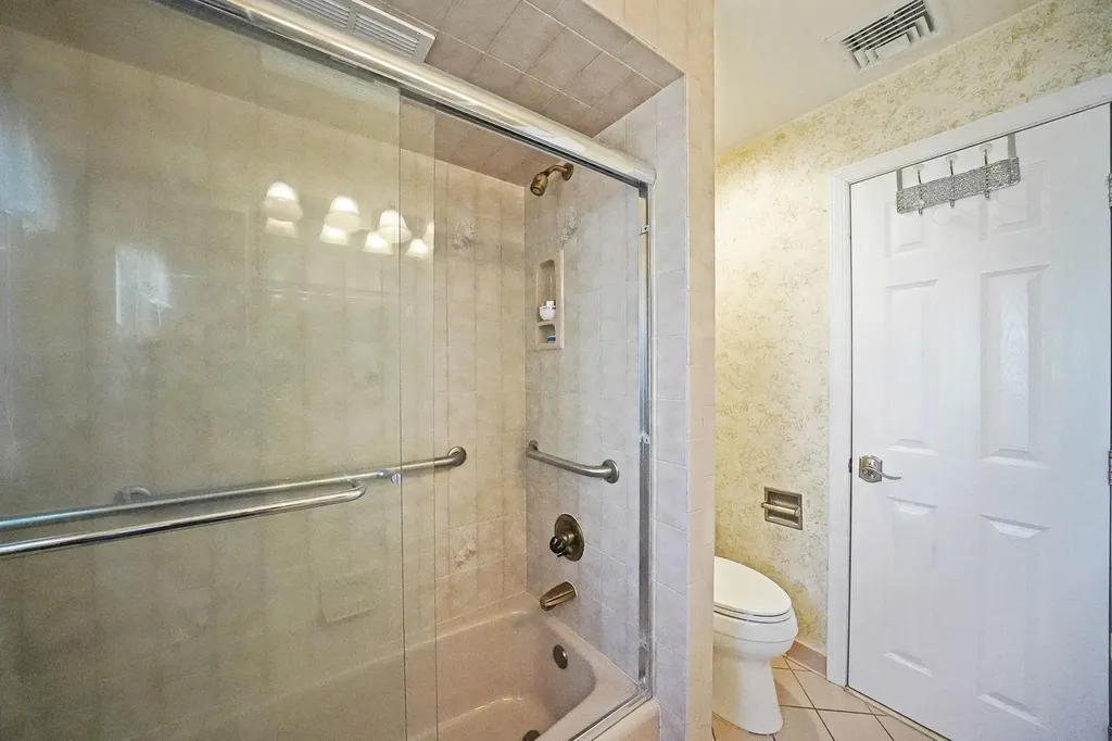 1 Elizabeth Drive Bethpage NY 11714