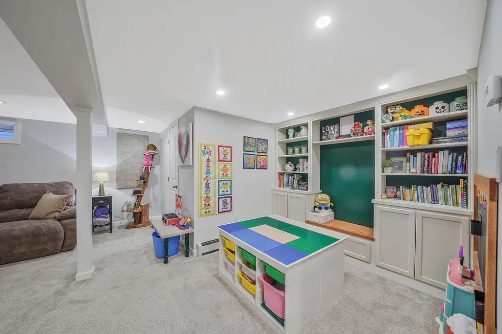 1 Elizabeth Drive Bethpage NY 11714
