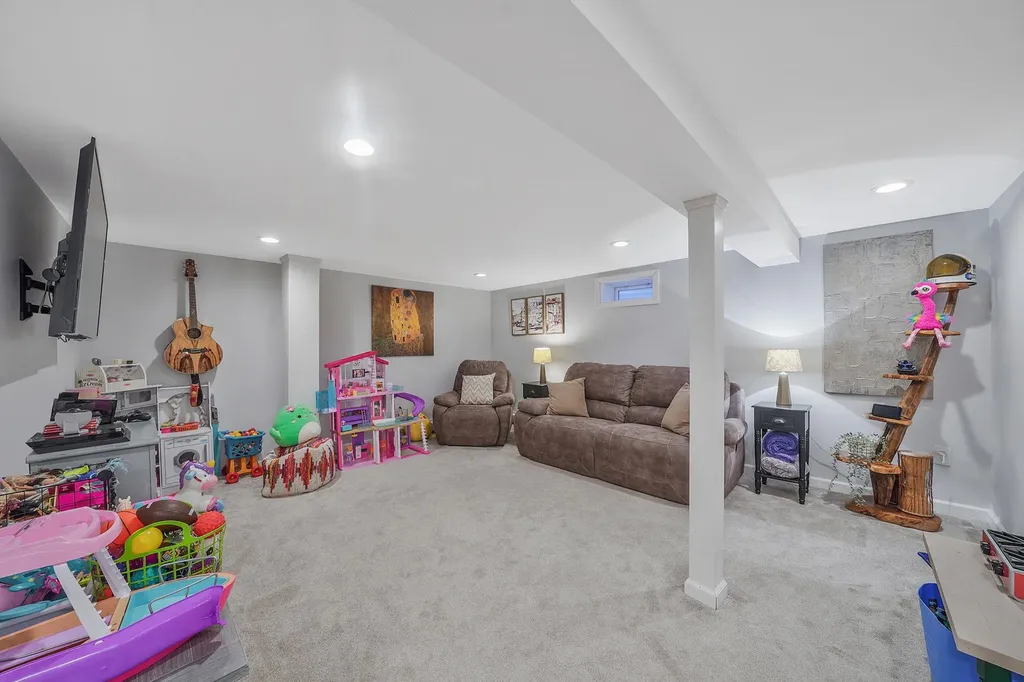 1 Elizabeth Drive Bethpage NY 11714