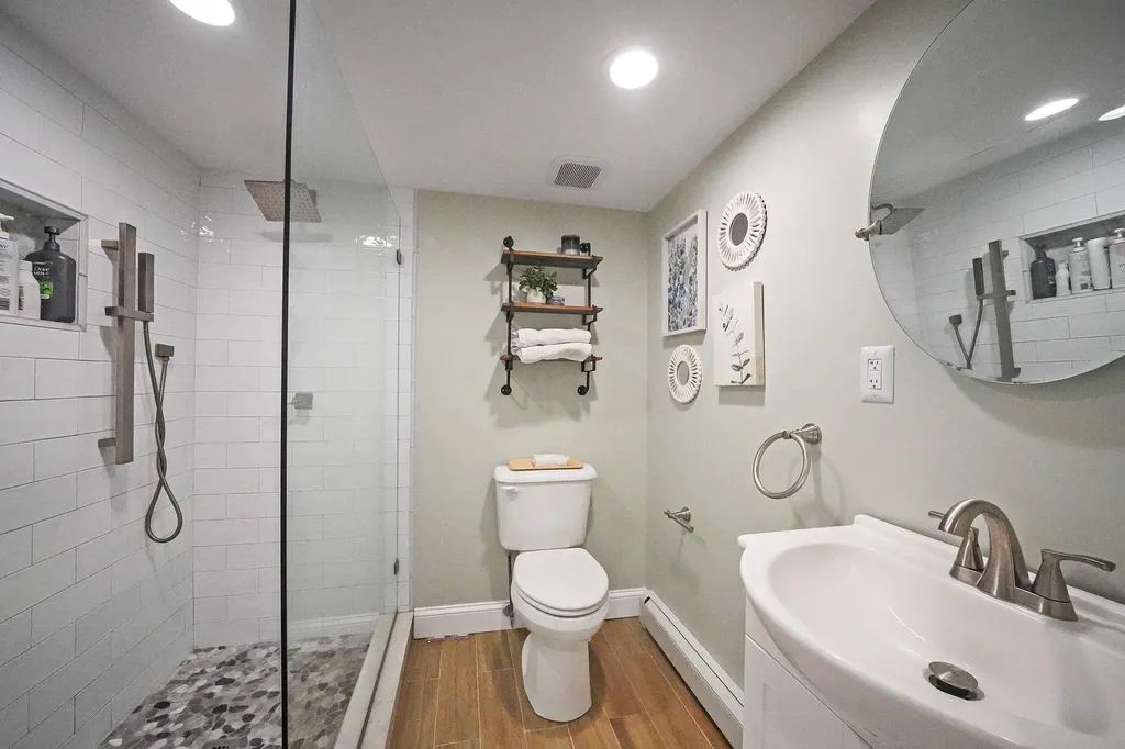 1 Elizabeth Drive Bethpage NY 11714