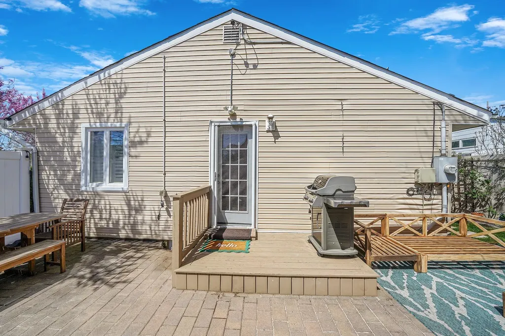 1 Elizabeth Drive Bethpage NY 11714