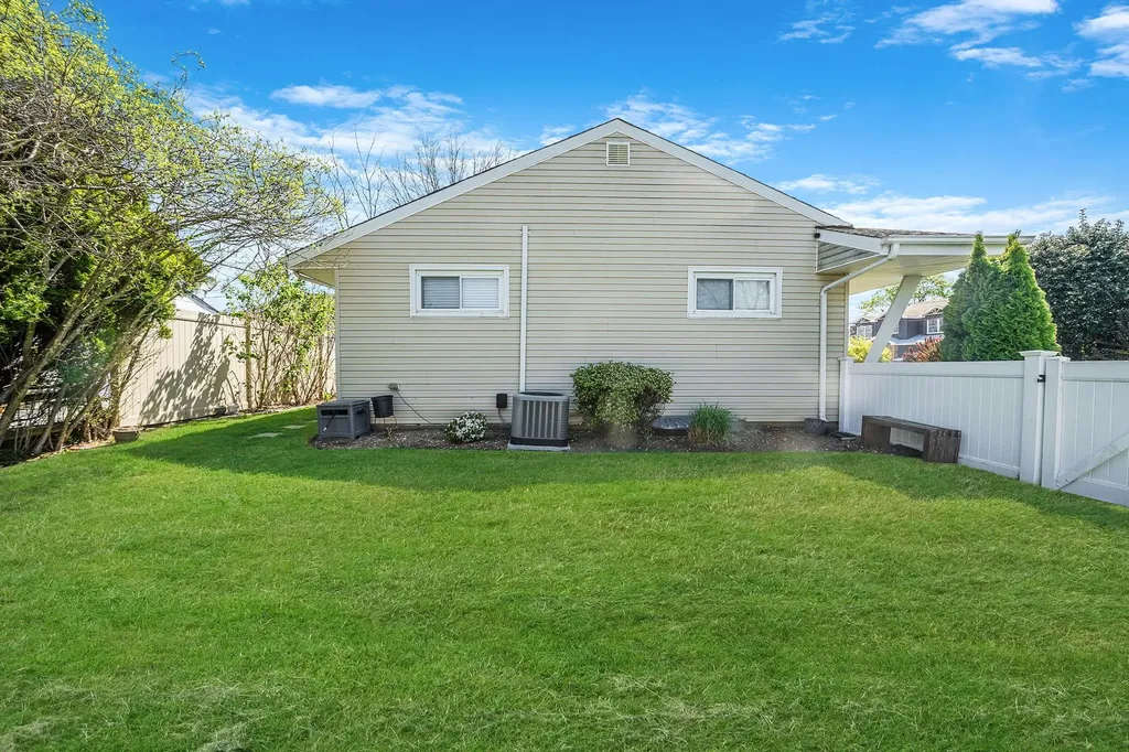 1 Elizabeth Drive Bethpage NY 11714