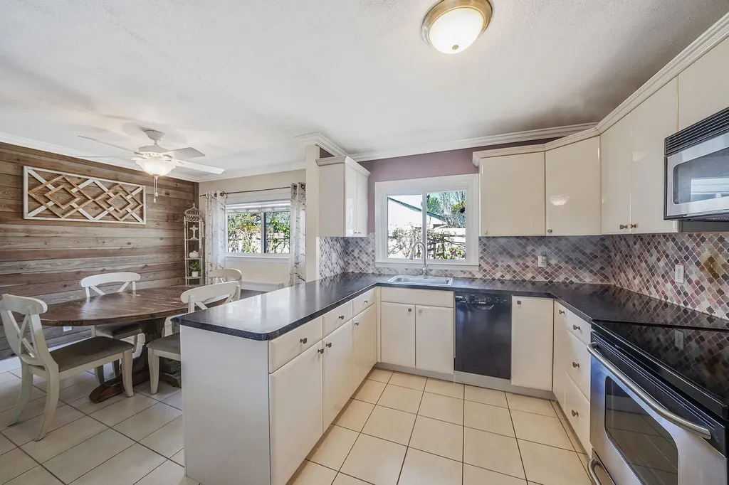 1 Elizabeth Drive Bethpage NY 11714