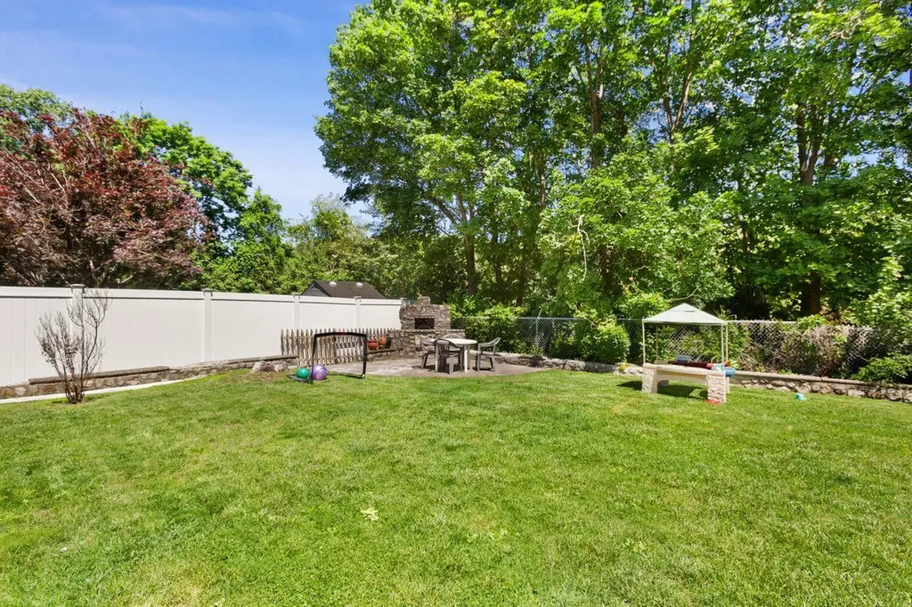 14 Constitution Drive Cold Spring NY 10516