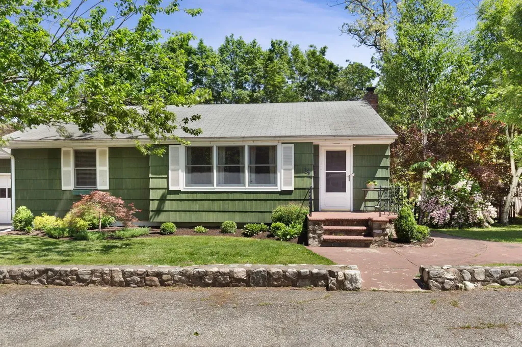 14 Constitution Drive Cold Spring NY 10516
