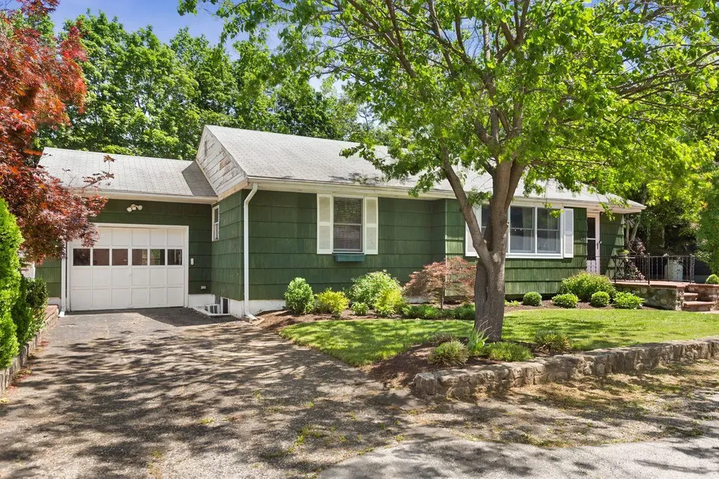 14 Constitution Drive Cold Spring NY 10516