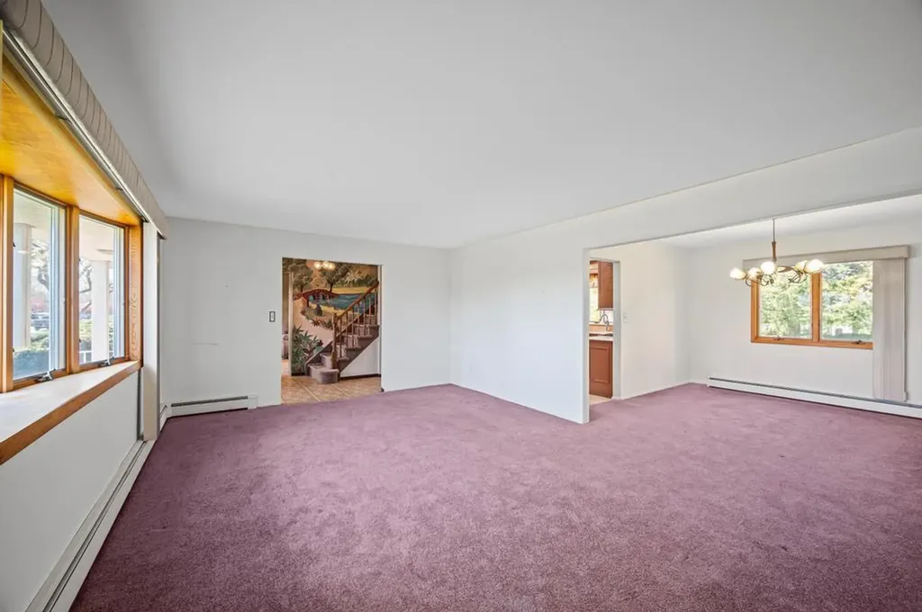 1 Bardolier Lane Bay Shore NY 11706
