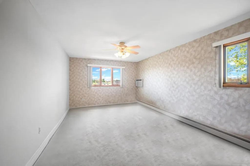 1 Bardolier Lane Bay Shore NY 11706
