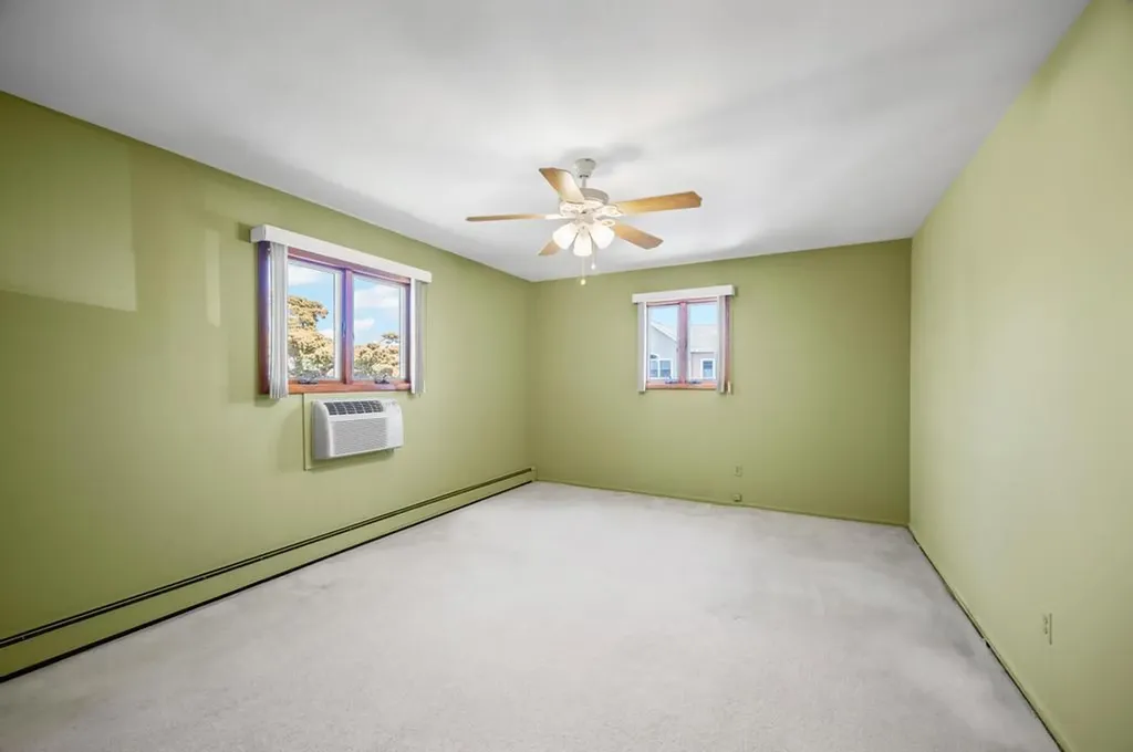 1 Bardolier Lane Bay Shore NY 11706