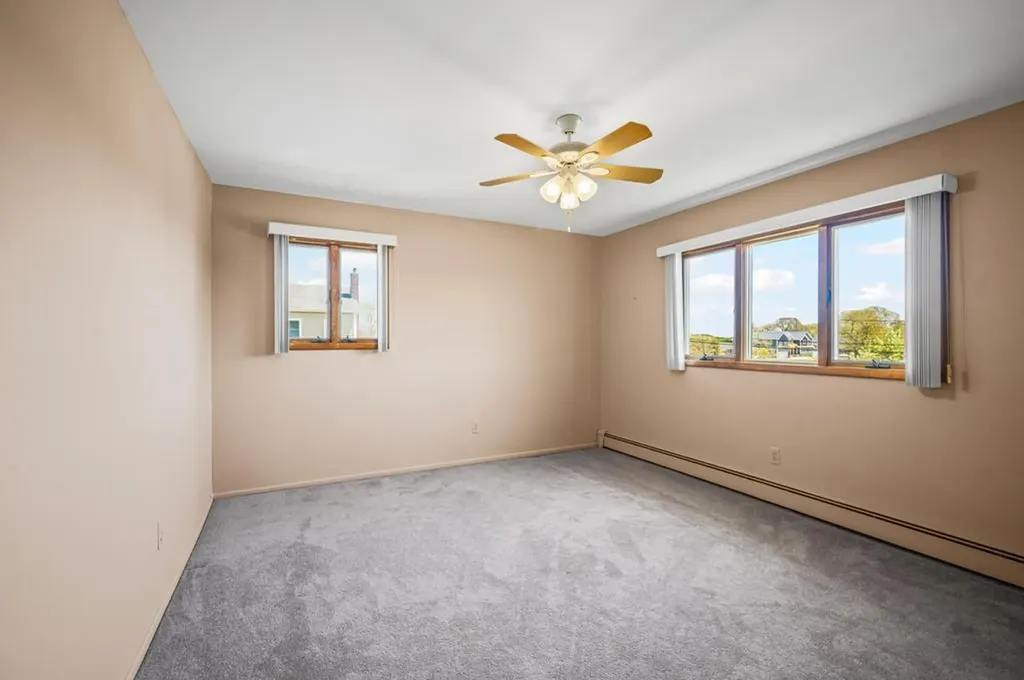 1 Bardolier Lane Bay Shore NY 11706