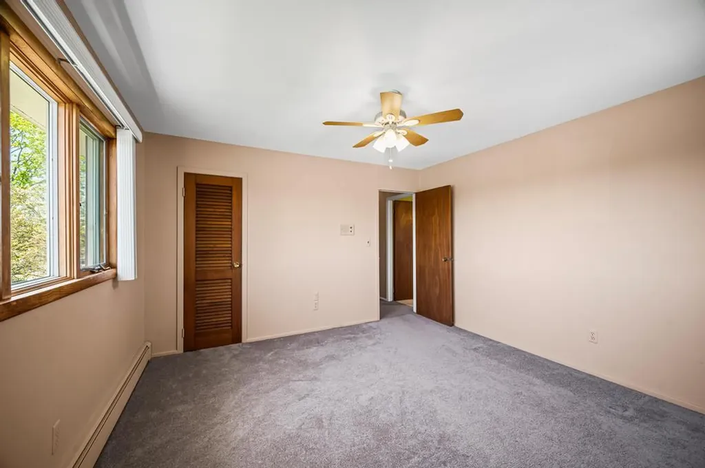1 Bardolier Lane Bay Shore NY 11706