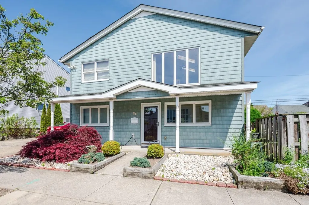 64 Harmon Street Long Beach NY 11561