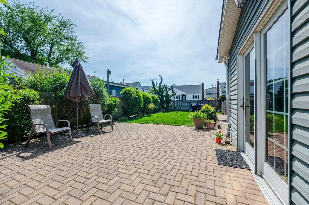 64 Harmon Street Long Beach NY 11561