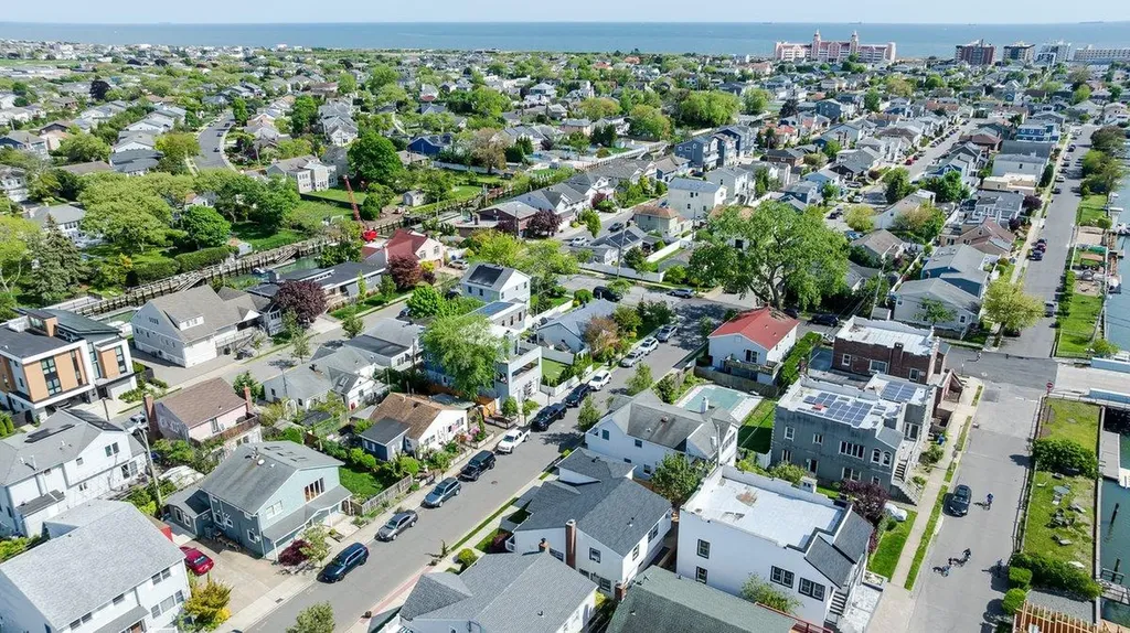 64 Harmon Street Long Beach NY 11561