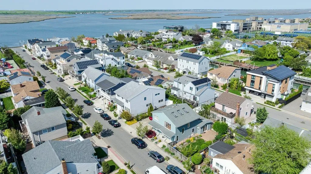 64 Harmon Street Long Beach NY 11561