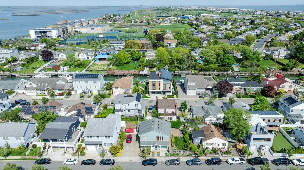 64 Harmon Street Long Beach NY 11561