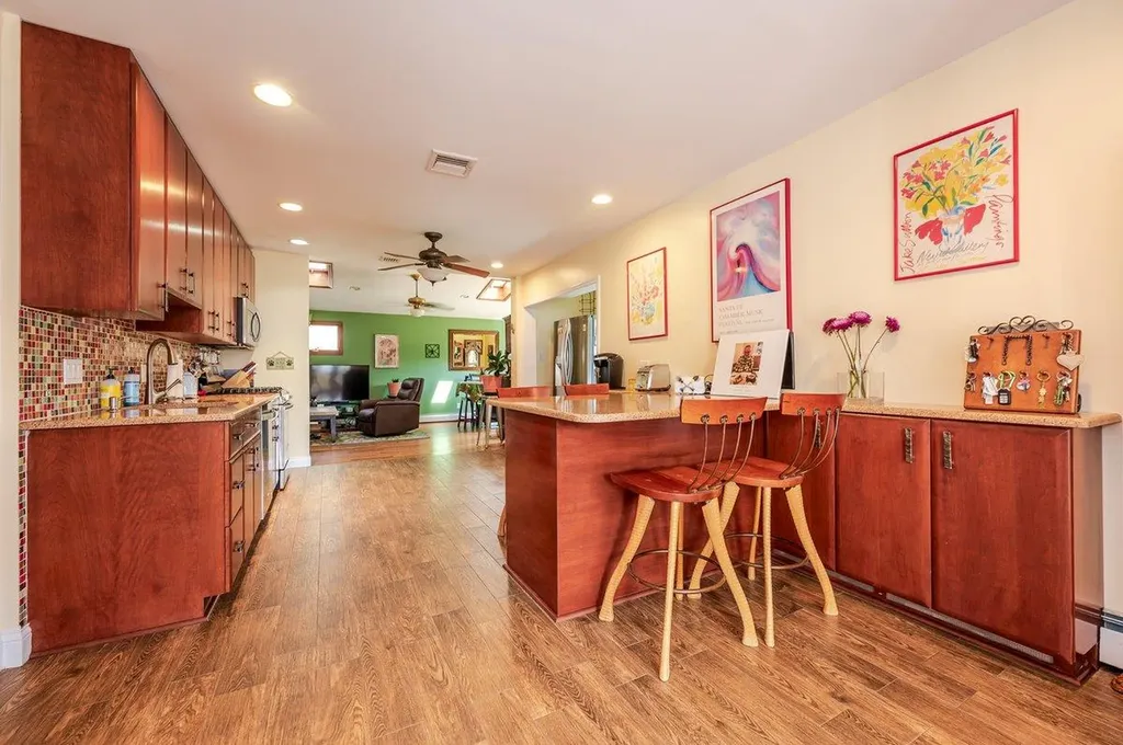 64 Harmon Street Long Beach NY 11561