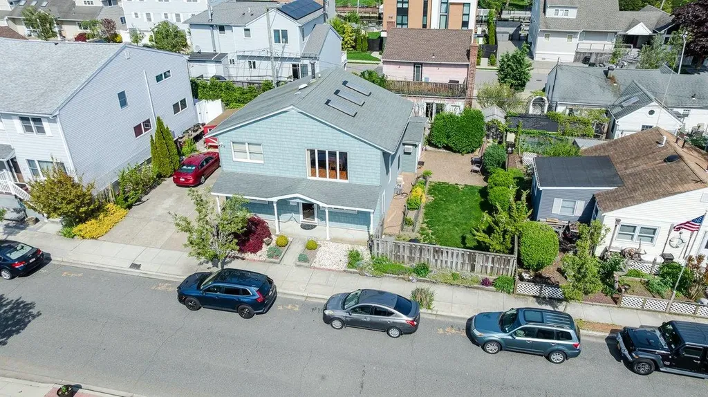 64 Harmon Street Long Beach NY 11561