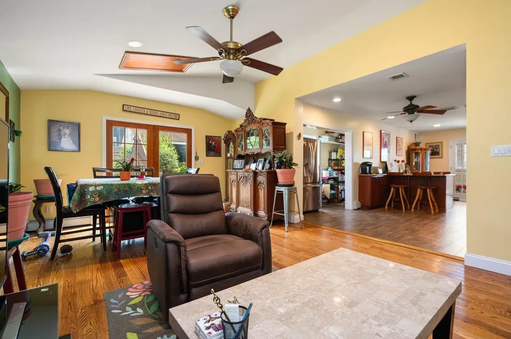 64 Harmon Street Long Beach NY 11561