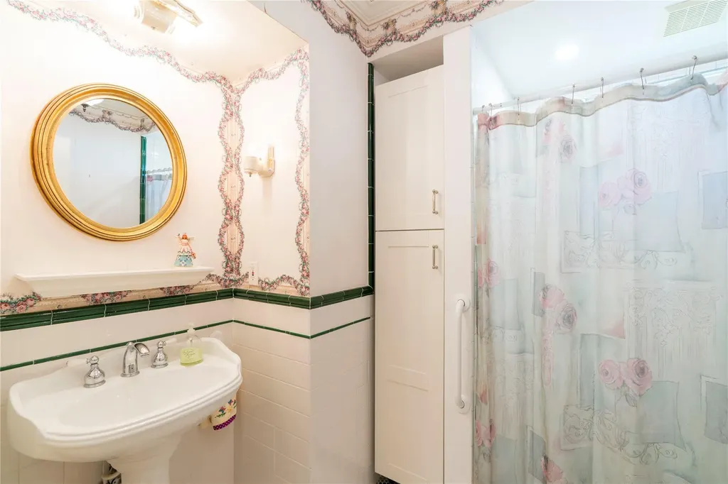 44 Jackson Street Fishkill NY 12524