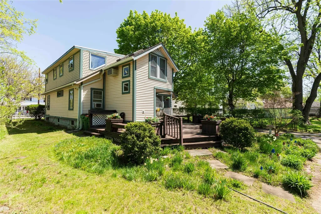44 Jackson Street Fishkill NY 12524