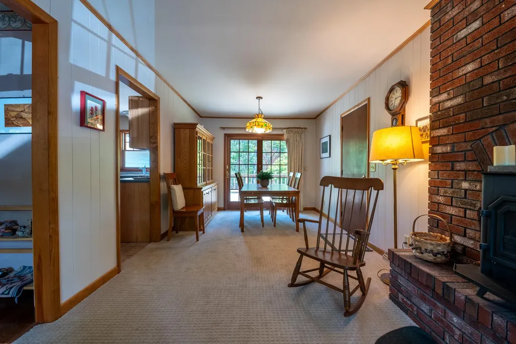 11 Mcintosh Drive Poughkeepsie NY 12603