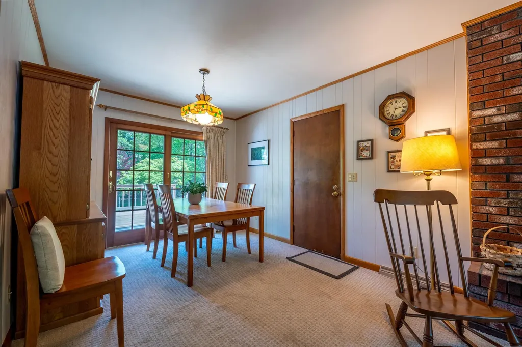 11 Mcintosh Drive Poughkeepsie NY 12603