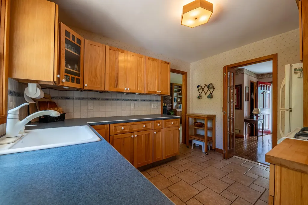 11 Mcintosh Drive Poughkeepsie NY 12603
