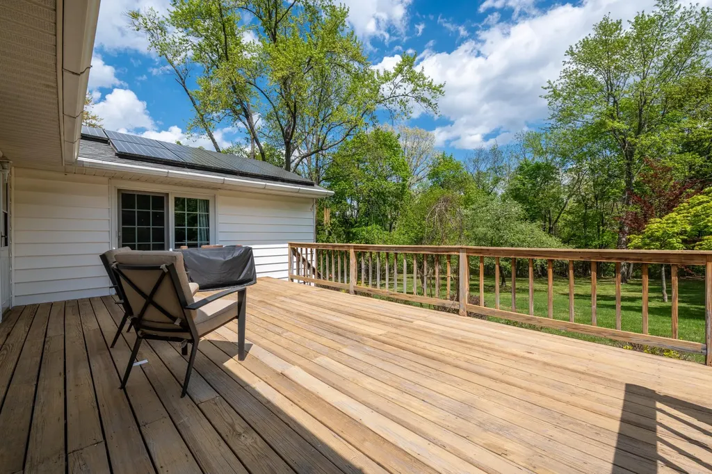 11 Mcintosh Drive Poughkeepsie NY 12603