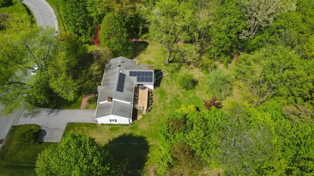 11 Mcintosh Drive Poughkeepsie NY 12603