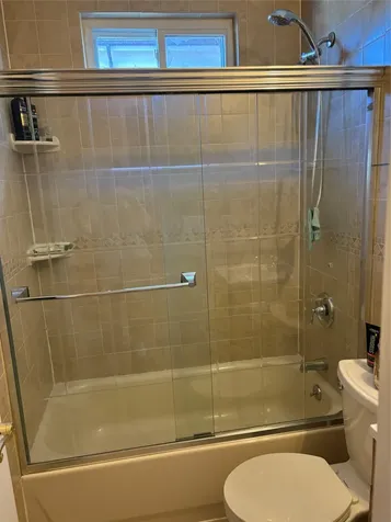 260 East Drive Copiague NY 11726