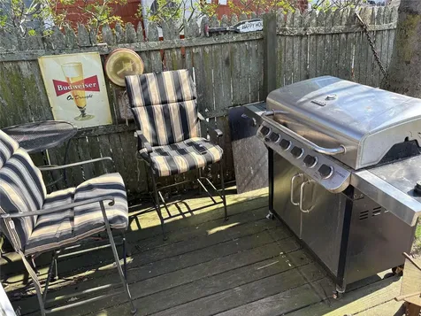 260 East Drive Copiague NY 11726