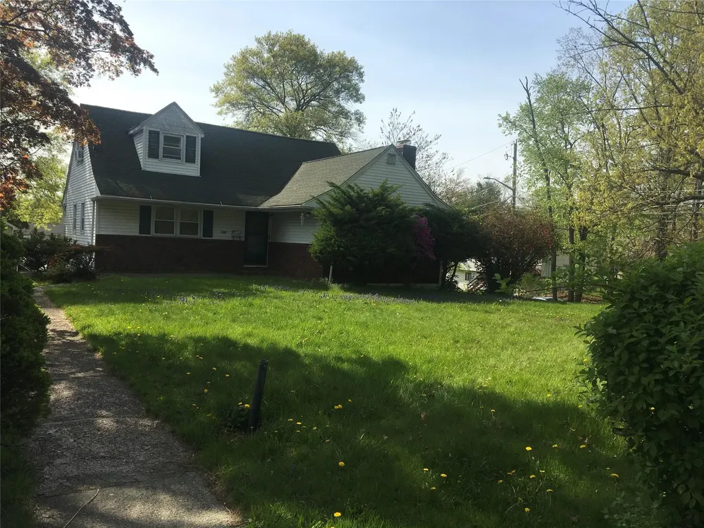 133 Fairview Avenue Spring Valley NY 10977