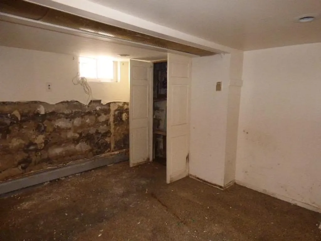1353 E 59th Street Brooklyn NY 11234