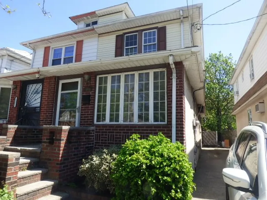 1353 E 59th Street Brooklyn NY 11234